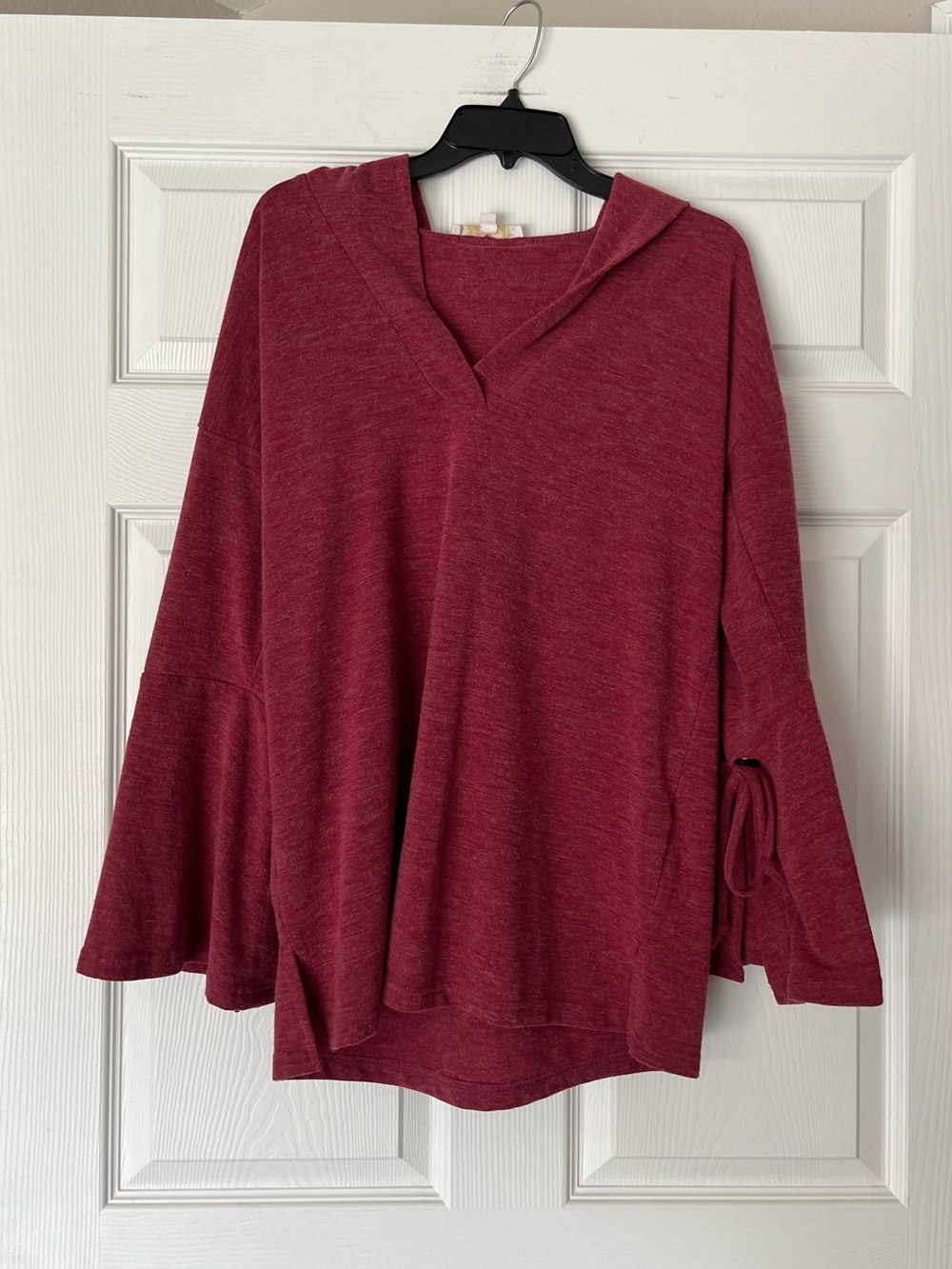 NWOT Weekend Suzanne Betro Hooded Blouse Top